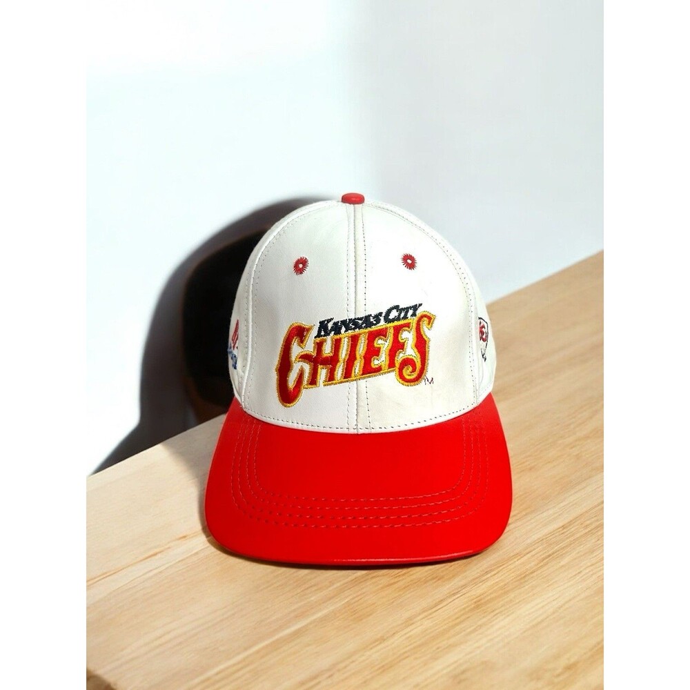 Vtg 90’s Kansas City Chiefs White Leather Hat Snapback KC Team NFL Cap USA Made